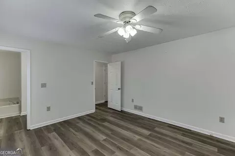 1530 Plunketts Rd, Buford, GA 30519 photo 23