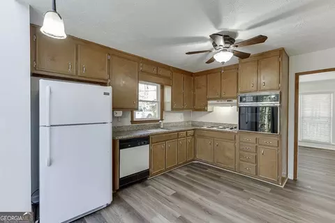 1530 Plunketts Rd, Buford, GA 30519 photo 16