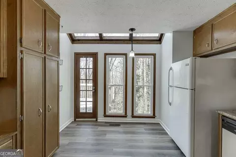 1530 Plunketts Rd, Buford, GA 30519 photo 19