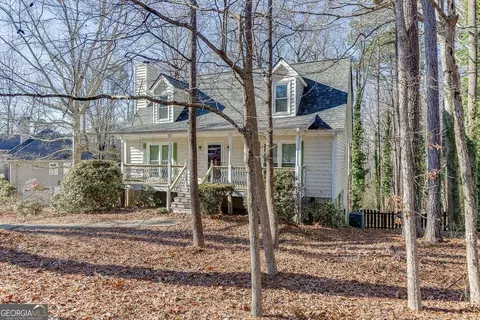 1530 Plunketts Rd, Buford, GA 30519 photo 3