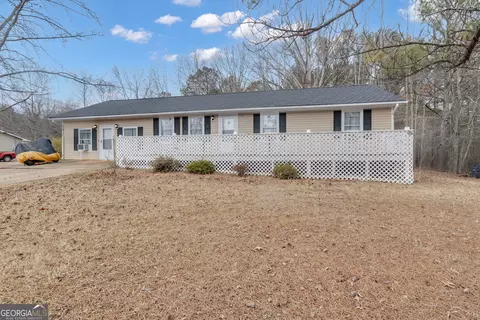 45 Freestone Dr, Newnan, GA 30265