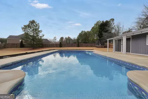 109 Natures Pointe Dr, Hampton, GA 30228 photo 6