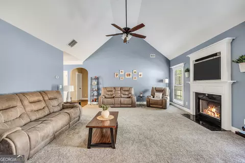 109 Natures Pointe Dr, Hampton, GA 30228 photo 19
