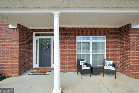 109 Natures Pointe Dr, Hampton, GA 30228 photo 4