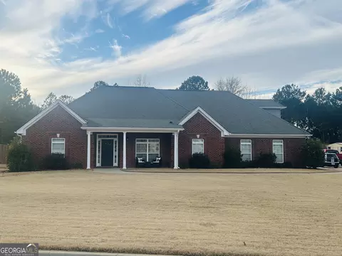 109 Natures Pointe Dr, Hampton, GA 30228 photo 2