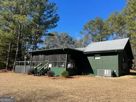 477 Cosby Rd, Junction City, GA 31812