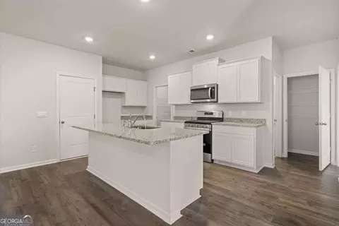 Kitchen - 12029 Conrad Cir, Hampton, GA 30228 photo 1 of 1