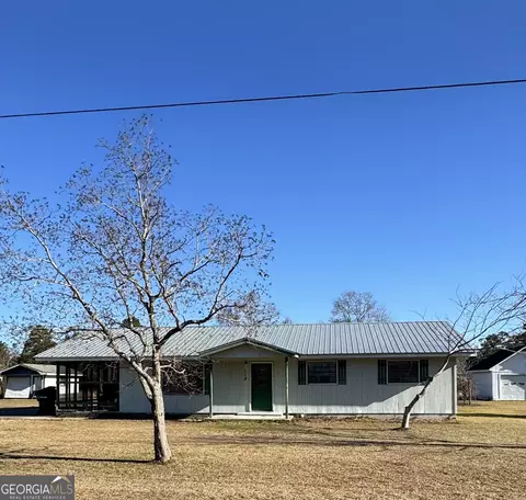 112 Blount St, Reidsville, GA 30453