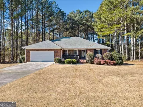 192 Briar Ridge Rd NW, Calhoun, GA 30701