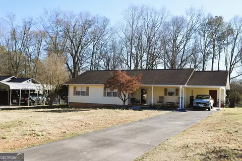 36 Briarwood Dr, Summerville, GA 30747
