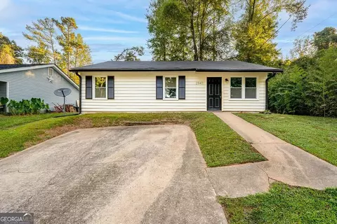 2947 Pebblebrook Dr, Buford, GA 30518