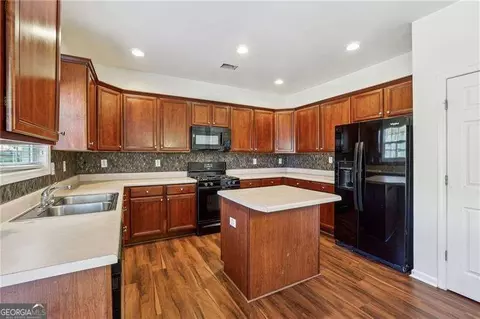 960 Maple Leaf Dr, Mcdonough, GA 30253 photo 6