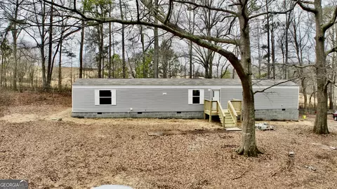 51 W H Reid Ln, Carrollton, GA 30116