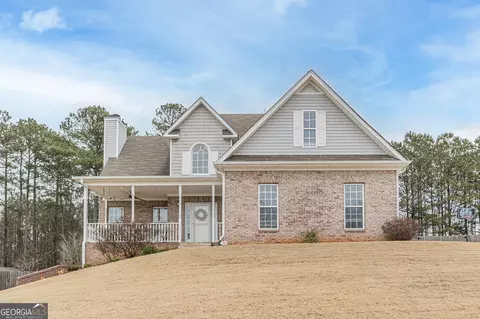 42 Oak Leaf Dr, Dallas, GA 30157