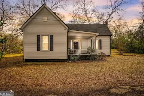 630 S Railroad St, Shady Dale, GA 31085