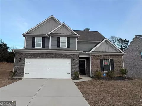 132 Oliver Dr, Locust Grove, GA 30248