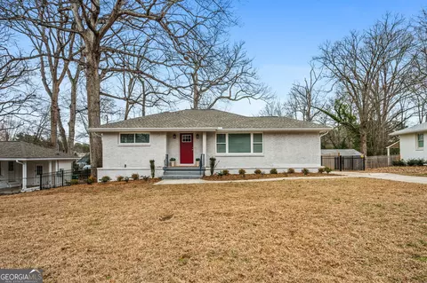 3215 Concord Cir SE, Smyrna, GA 30080