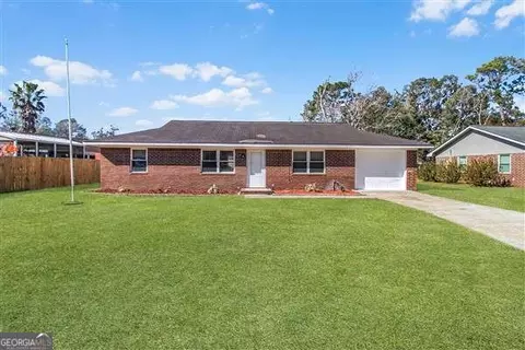 455 Elm St, Hinesville, GA 31313