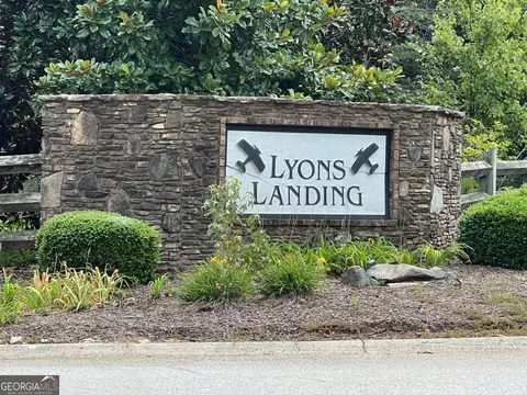 117 W Lake Blvd, Carrollton, GA 30116