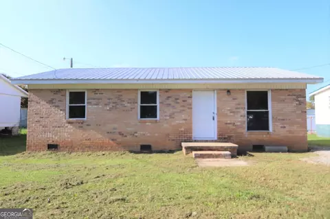 802 Mcnair Ave, Elberton, GA 30635