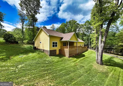 60 Oxford Trl, Blairsville, GA 30512