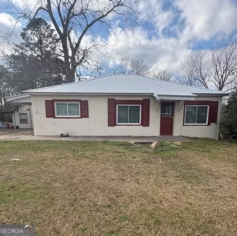 551 N Myrtle St, Wrightsville, GA 31096