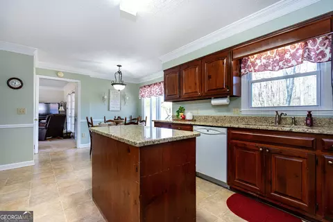 223 N View Pointe Dr, Lagrange, GA 30241 photo 10