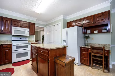 223 N View Pointe Dr, Lagrange, GA 30241 photo 11