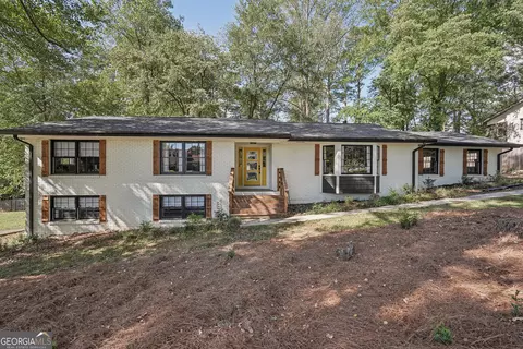 250 E Valley Dr, Marietta, GA 30068
