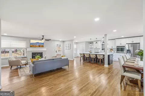 250 E Valley Dr, Marietta, GA 30068 photo 5