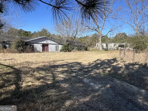 499 Abbott Rd, Barnesville, GA 30204 photo 6