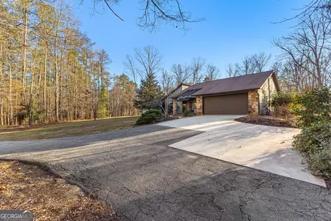 185 Brookside Ln, Brooks, GA 30205 photo 3
