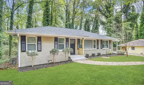 2780 Mitchell Dr, Decatur, GA 30032