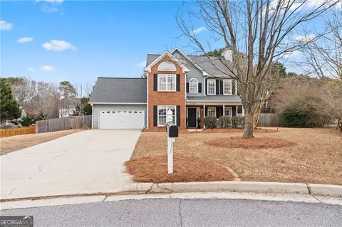 3523 Weaver Falls Ln, Loganville, GA 30052