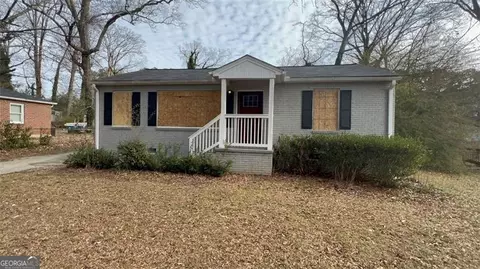 1876 Selwyn Dr, Decatur, GA 30035