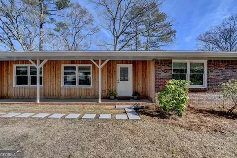 300 Spring Dr, Roswell, GA 30075