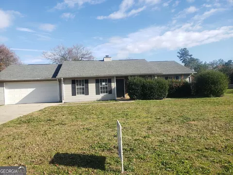 10 Oak Wood Ln #X, Covington, GA 30016
