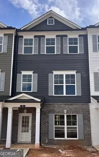 11 Mercury Ln #32, Newnan, GA 30265