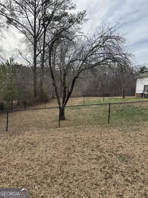 Exterior - 530 Dot Rd, Bowdon, GA 30108 photo 6 of 7
