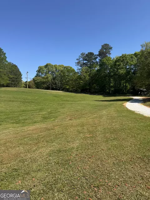 Exterior - 530 Dot Rd, Bowdon, GA 30108 photo 4 of 7
