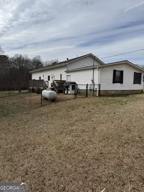 Exterior - 530 Dot Rd, Bowdon, GA 30108 photo 5 of 7