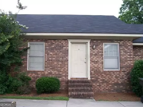 100 Lanier Dr #18, Statesboro, GA 30458
