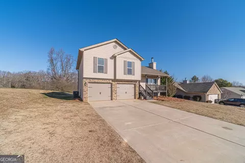 147 Brookside Dr, Lula, GA 30554 photo 2