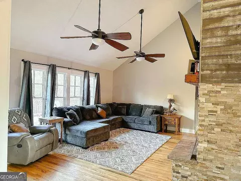 Living - 1150 Sutton Rd, Demorest, GA 30535 photo 1 of 1