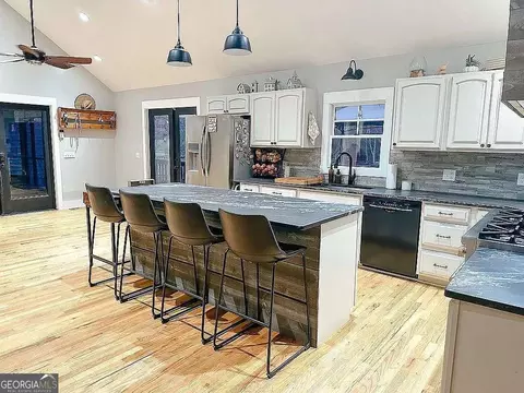 Kitchen - 1150 Sutton Rd, Demorest, GA 30535 photo 5 of 5