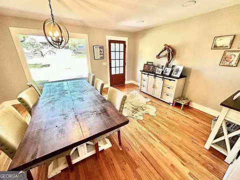Dining - 1150 Sutton Rd, Demorest, GA 30535 photo 1 of 1