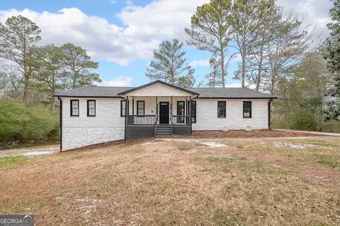 1097 Charlie Ln SW, Lilburn, GA 30047