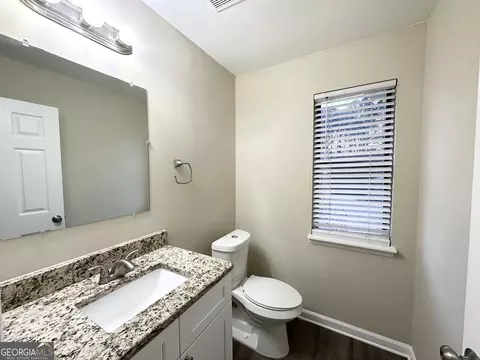 Bath - 3880 Springleaf Ct, Stone Mountain, GA 30083 photo 4 of 4