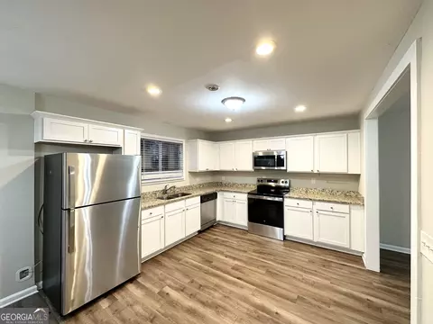 Kitchen - 3880 Springleaf Ct, Stone Mountain, GA 30083 photo 1 of 1