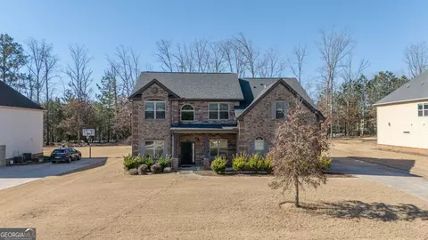 Exterior - 160 Traditions Ln, Hampton, GA 30228 photo 2 of 4